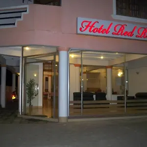 https://hotel-red-rose.negombohotels.net